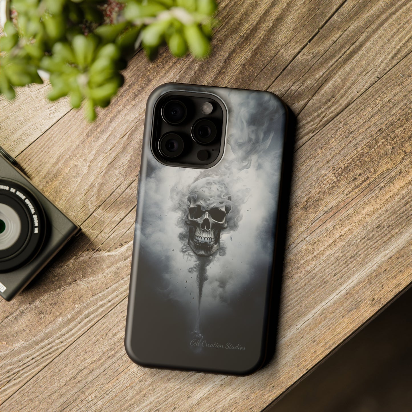 "Mystic Smoke Skull" -MagSafe Tough iPhone Cases